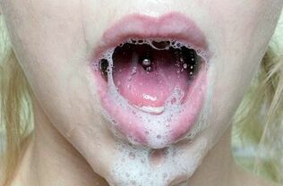 Teen nymphs doing deep throat and