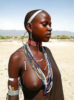 Real african gal is downright bare